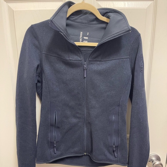 Arc'teryx Navy Sweater Jacket - Picture 2 of 11